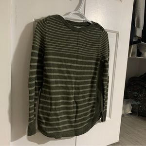 REITMANS Green Striped Sweater Sz-XS